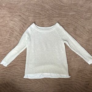 Brochu Walker Women's Sweater, Medium